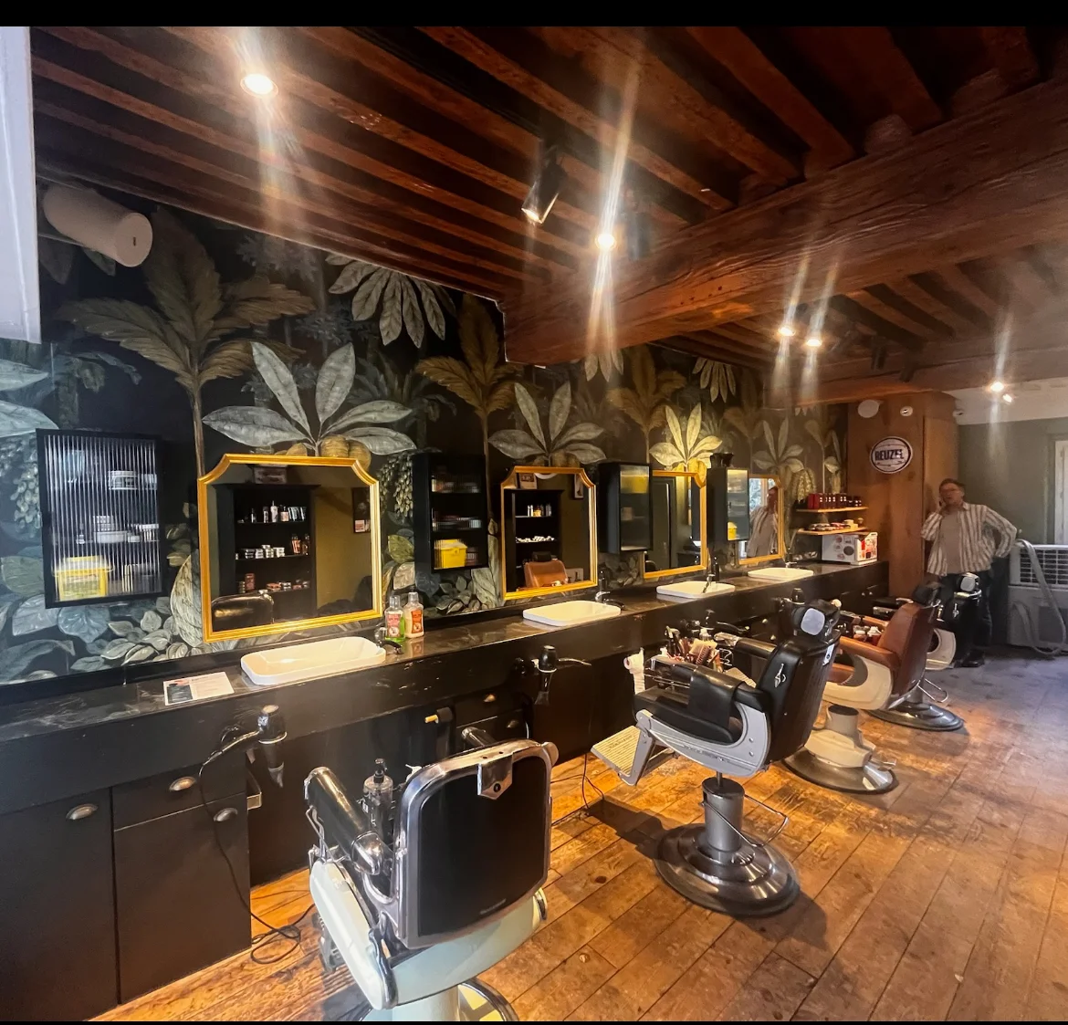 projet-20-barbershop-installation-electrique-sauralec